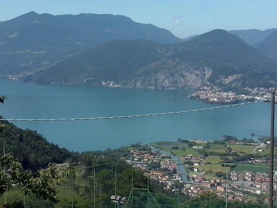 بيسوني Agriturismo Alveare Sul Lago المظهر الخارجي الصورة