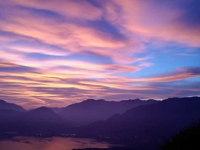 بيسوني Agriturismo Alveare Sul Lago المظهر الخارجي الصورة